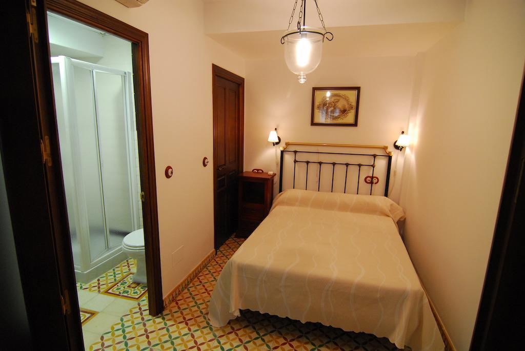 Apartamentos San Juan 16 Archidona Kültér fotó